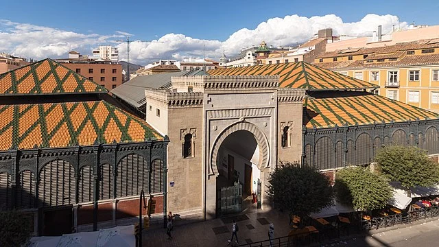 vista aérea del mecado de atarazanas de Málaga